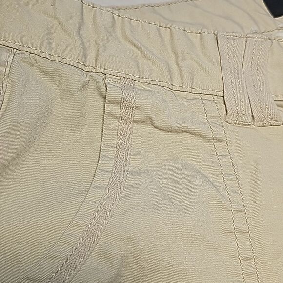 Calvin Klein Bermuda kakhi shorts size 10 - Picture 4 of 11